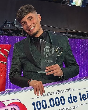 De necrezut cu cine s-a afișat Dorobanțu după ce a câștigat Marea Finală a sezonului 4 „Casa Iubirii”!