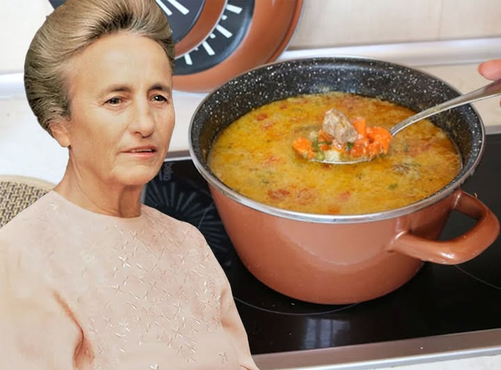 Singura ciorbă pe care Elena Ceaușescu nu o suporta. Motivul este, privit azi, aproape amuzant