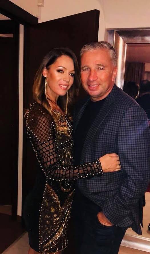 „Am convenit de comun acord…” Soția lui Dan Petrescu a părăsit România. Detalii apărute după problemele de sănătate ale antrenorului: