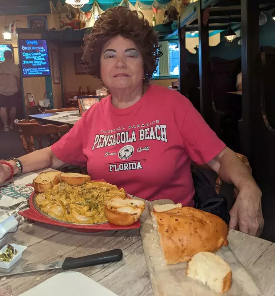 Înșelată cu 80 de femei, Saveta Bogdan provoacă reacții aprinse! Ce le spune femeilor trădate: