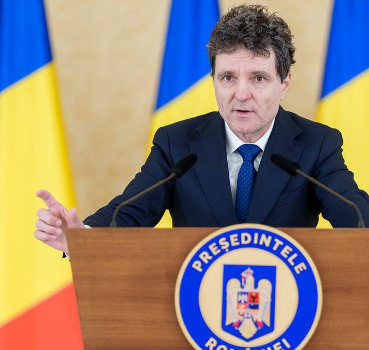 Nicușor Dan: România ar putea contribui la protejarea Groenlandei.