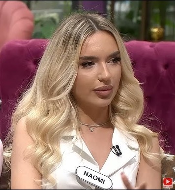 Naomi a plecat la scurt timp după mutarea cu Dorobanțu.