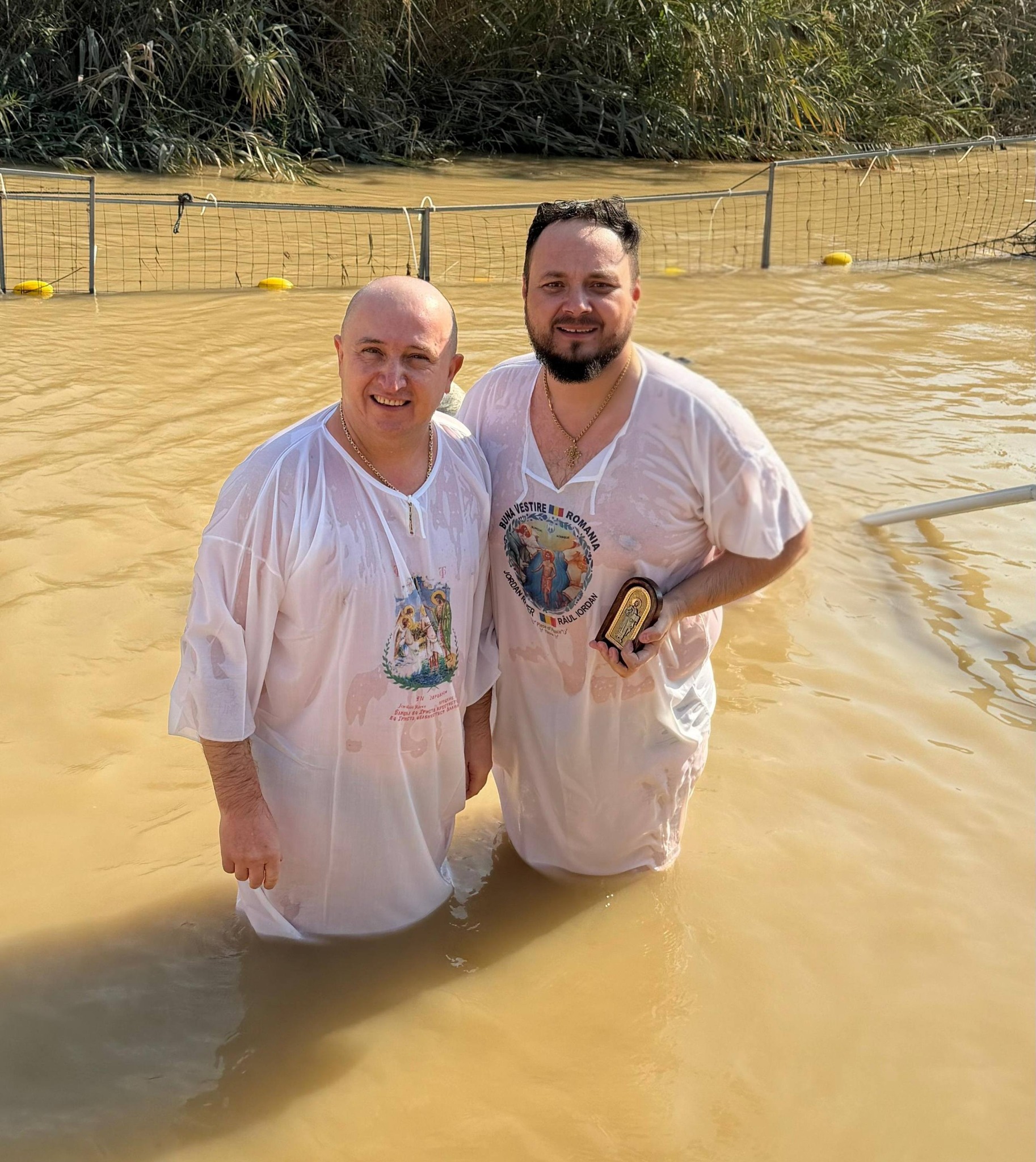 Lupu Rednic s-a botezat simbolic în apa Iordanului la 56 de ani. Trăirea profundă din Țara Sfântă i-a schimbat sufletul