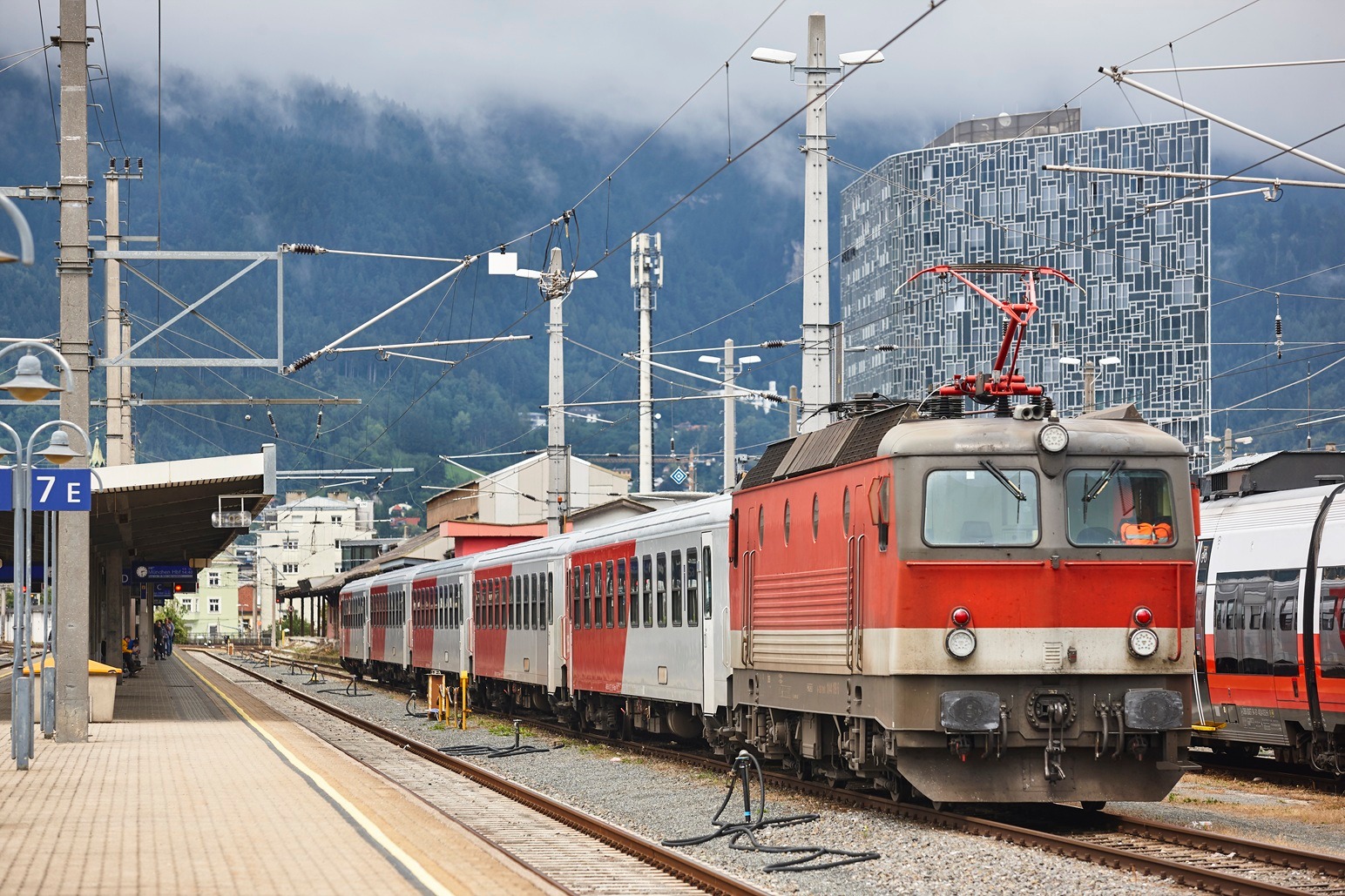 Un român a pus pe jar autoritățile austriece după ce a încercat să fure un tren