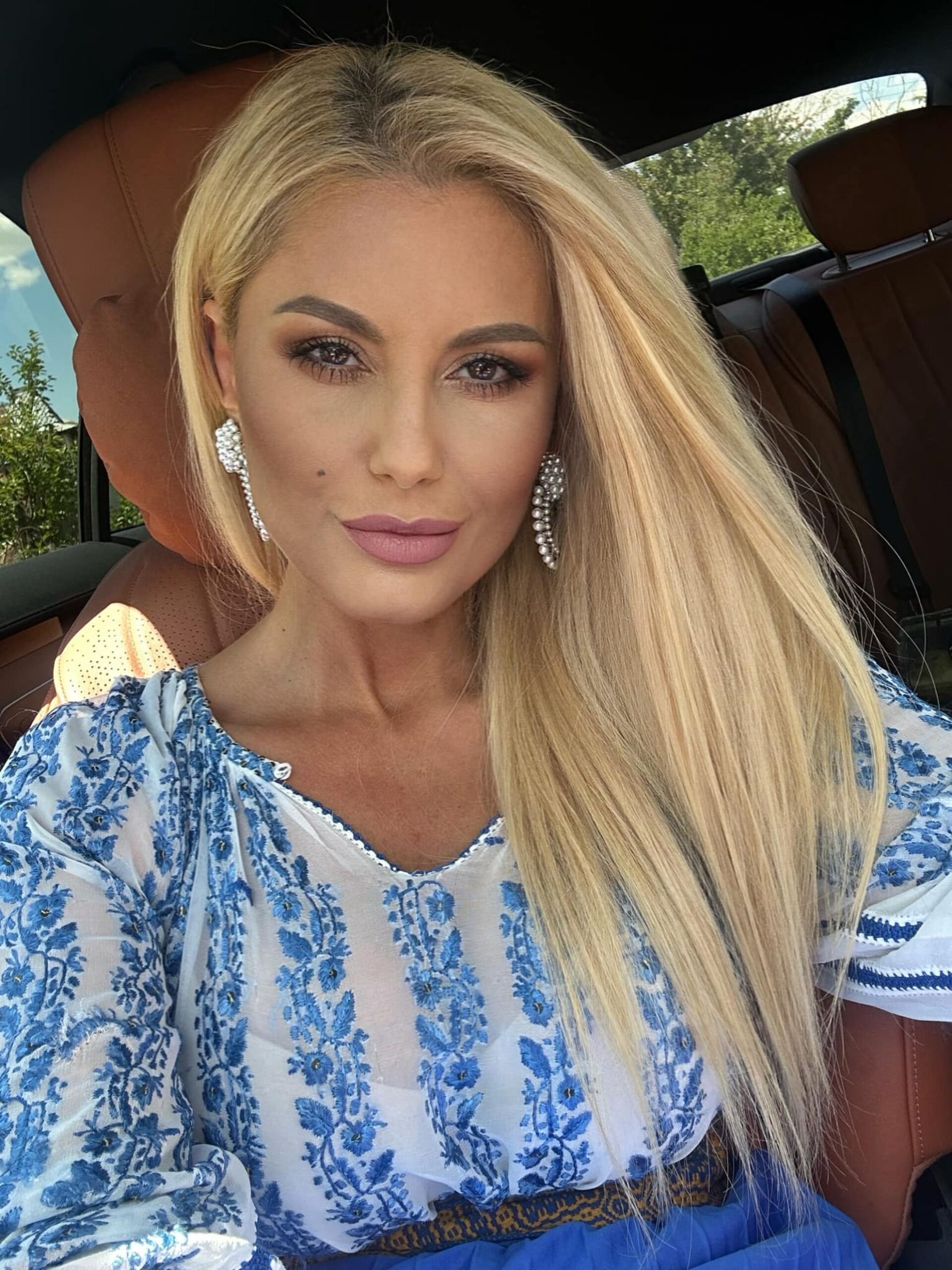 Câți ani are și cu ce se ocupă noul iubit al Emiliei Ghinescu. Diferența de vârstă care a aprins internetul