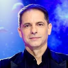 Ce amendă riști dacă arunci gunoi pe stradă în Doha. Dan Negru, uimit de regulile din Qatar: „Dacă ești turist și nu plătești, nu mai ieși din țară”