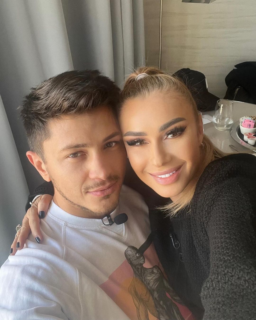 Lovitură în showbiz! Anamaria Prodan și Ronald Gavril, mai apropiați ca niciodată – dovada e clară