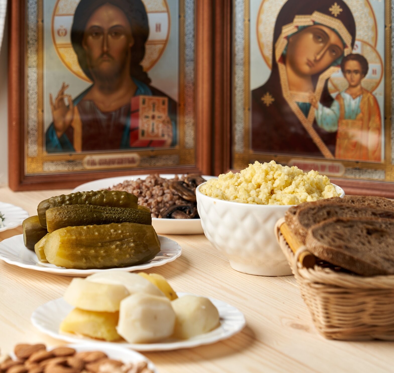 Lăsatul secului 2026. Ultima zi în care se mai mănâncă carne înainte de Postul Paștelui și semnificația ei profundă