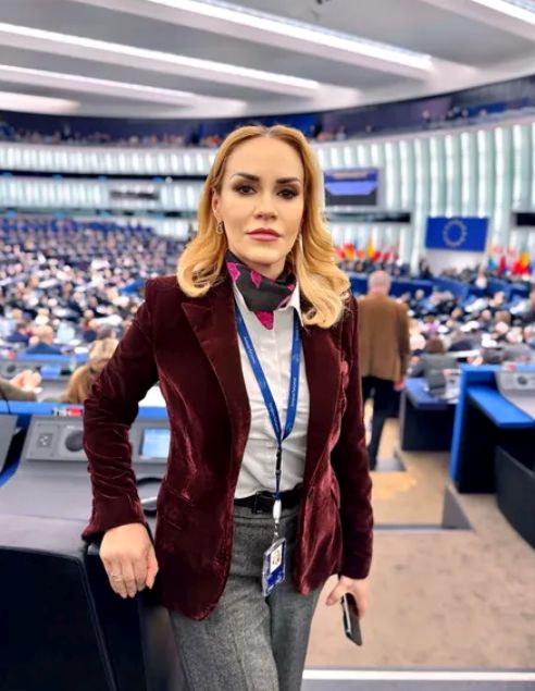 Gabriela Firea, secretul siluetei la 53 de ani. Dieta și disciplina care o ajută să își mențină greutatea din tinerețe