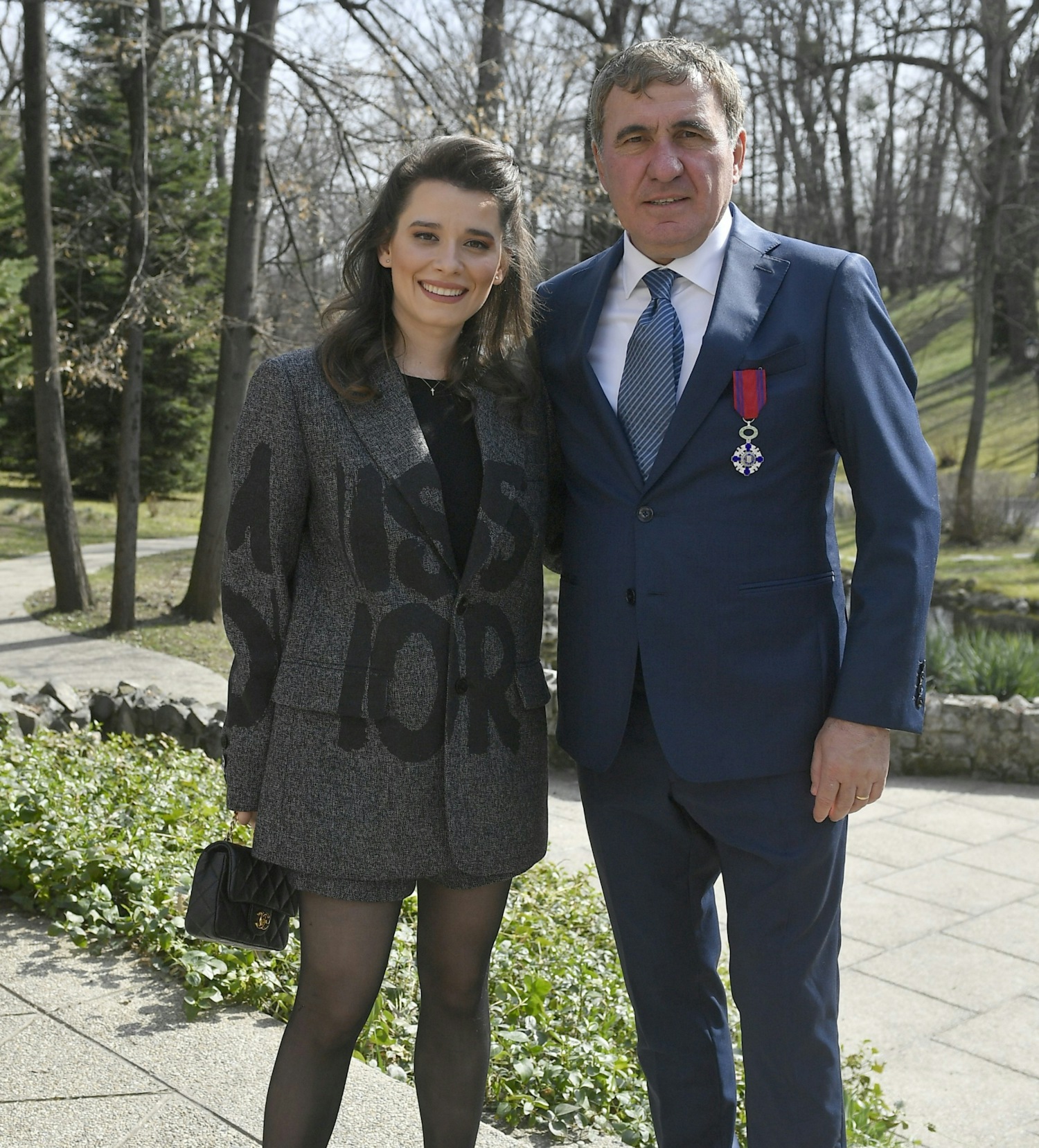 Gică Hagi a împlinit 61 de ani. „Regele” rămâne punctul de referință al fotbalului din România, cu o carieră strălucitoare