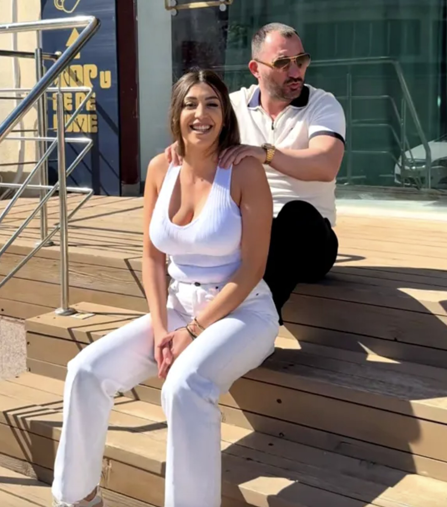 Cum a reușit Pescobar să o aducă înapoi pe Lavinia, la trei luni după ce a concediat-o. Cadoul care a schimbat totul: