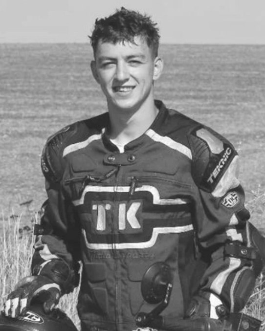 Poveste sfâșietoare în Iași! Cosmin s-a stins la doar 22 de ani, în timp ce dormea