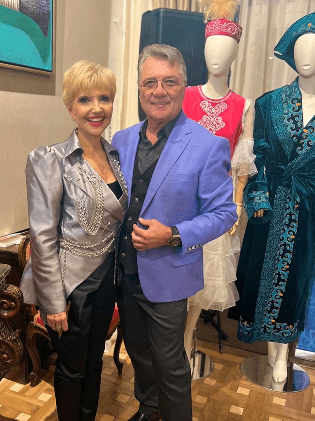 A transformat casa într-un muzeu al amintirilor! Ce și-a pus Sorin Mărcuș pe pereți îi lasă pe toți fără cuvinte