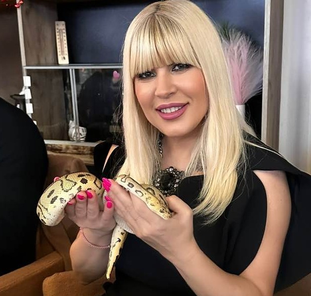 Mesaj tăios de la Elena Udrea! Declarația care a stârnit valuri: „La câți șerpi am ținut la sân…”