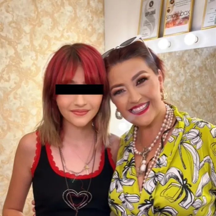 Durere care nu trece… Fiica Ronei Hartner, gest neașteptat care a lăsat pe toți fără cuvinte: