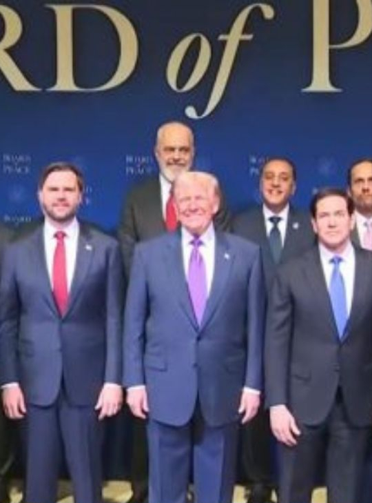 Primele imagini cu Nicușor Dan la Consiliul pentru Pace din SUA. Cum a fost surprins președintele României la reuniunea de la Washington: