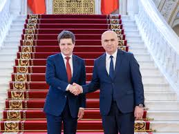 Tensiuni în culisele puterii. Ilie Bolojan, posibil candidat la Președinție. Ce rol are Nicușor Dan: