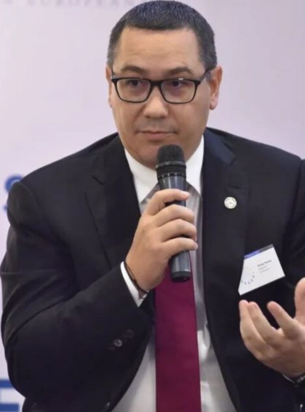 Surpriză uriașă! Victor Ponta revine…