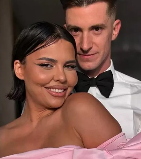 Andreea Popescu l-ar fi prins pe Rareș Cojoc într-o situație suspectă. Ce s-a întâmplat la petrecerea de ziua mamei lui