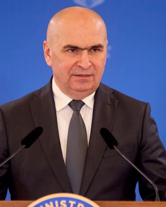 Modificări de ultimă oră la alocații! Anunțul făcut de Bolojan îi vizează pe toți părinții!