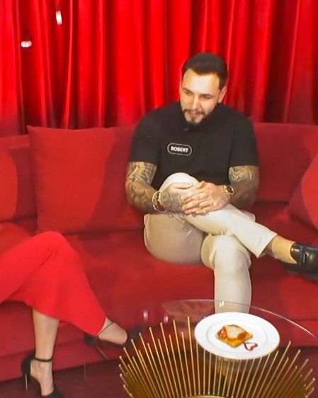 Se naște o nouă apropiere în „Casa iubirii”? Robert face o mărturisire surprinzătoare Dianei în camera roșie