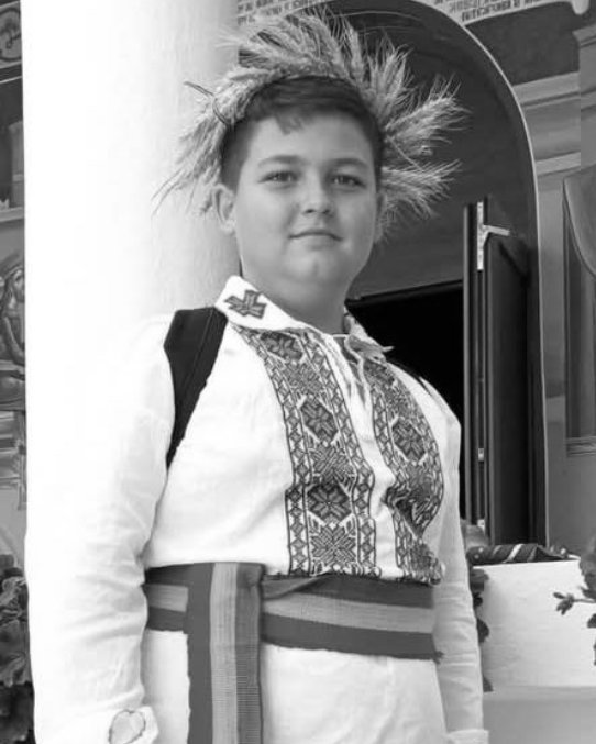 Durere fără margini! Andrei, băiatul de 14 ani din Brăila, s-a stins după zile de luptă