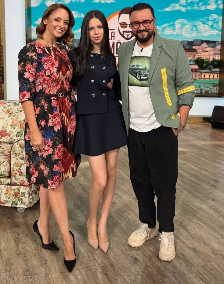 Toți au vrut să vadă cum trăiește Violeta în America! Când a deschis ușa camerei, nimeni nu se aștepta la asta: „Am muncit serios amândouă să…”