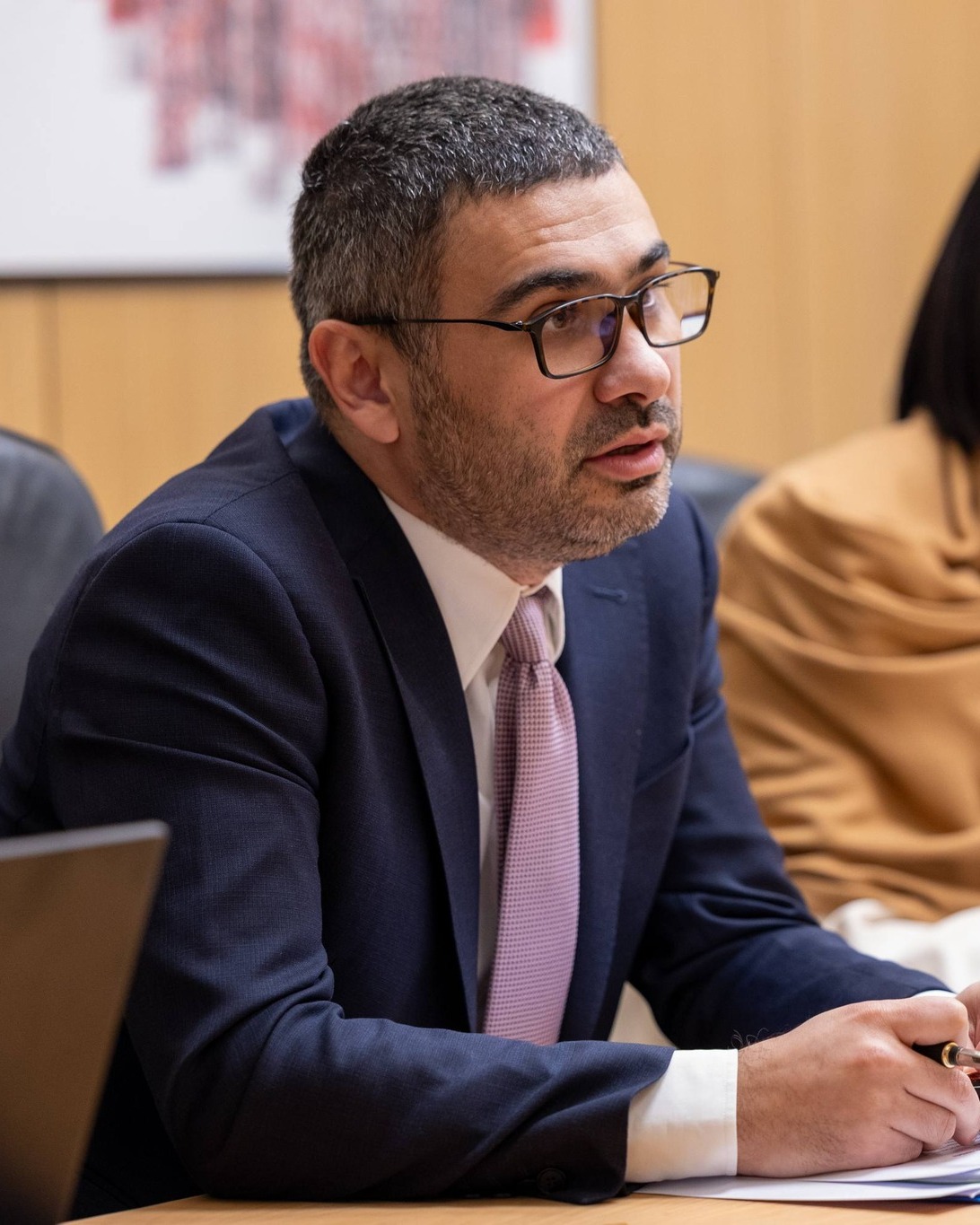 Vești pentru pensionari! Ministrul Muncii vorbește despre majorarea pensiilor după doi ani de stagnare