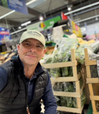 Urzicile au ajuns „lux de primăvară”! Dan Negru reacționează dur când vede cât costă acum kilogramul: „Nu mai e mâncarea săracului”