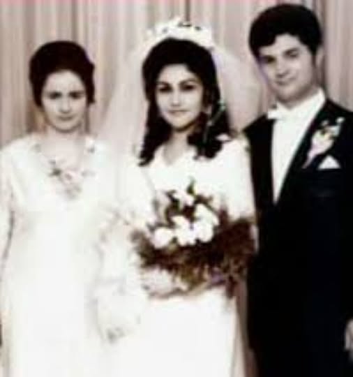 Poveste incredibilă! Era însărcinată când a fost înșelată… O recunoști pe celebra cântăreață?