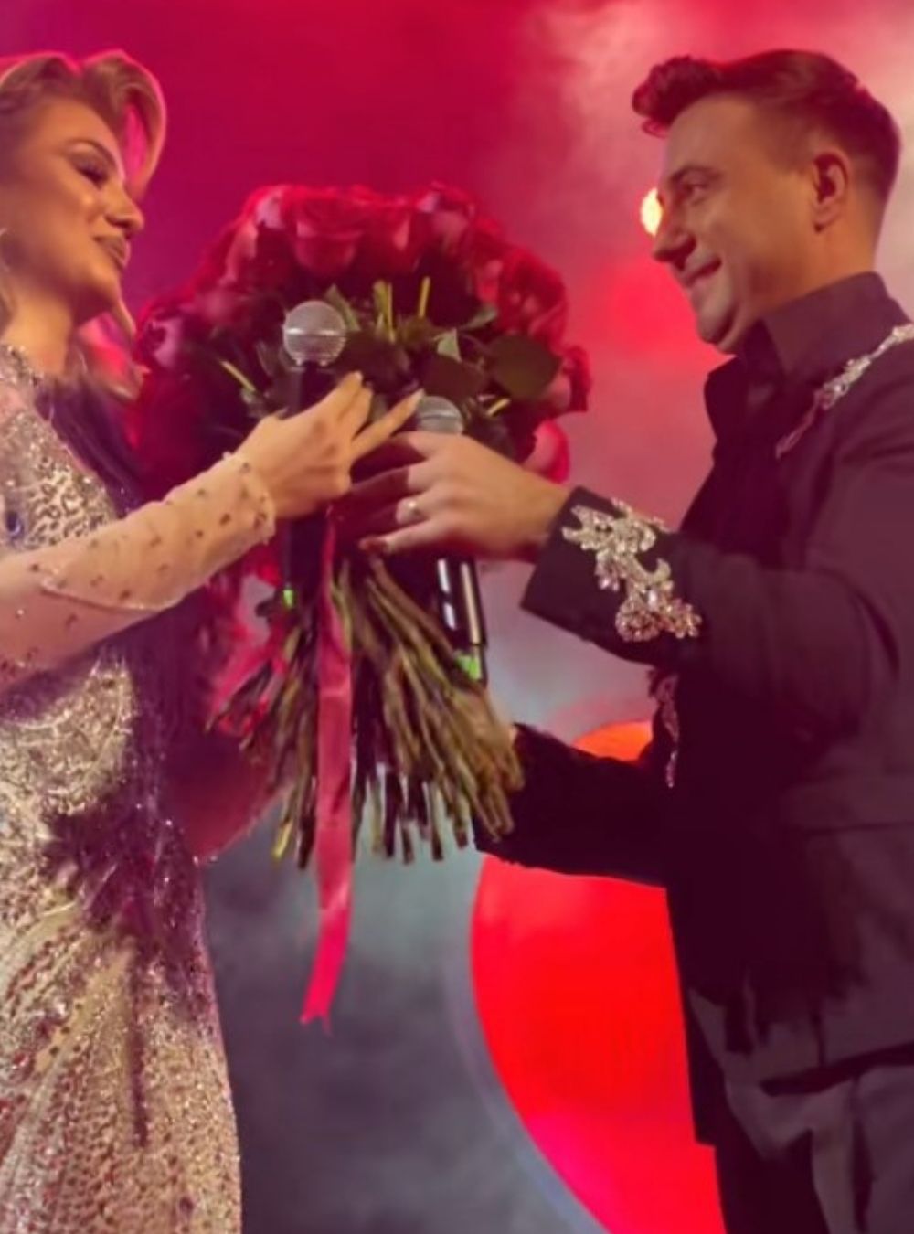 Codruța Filip, în brațele lui Valentin Sanfira! Momentul emoționant care arată cât de uniți sunt, de fapt