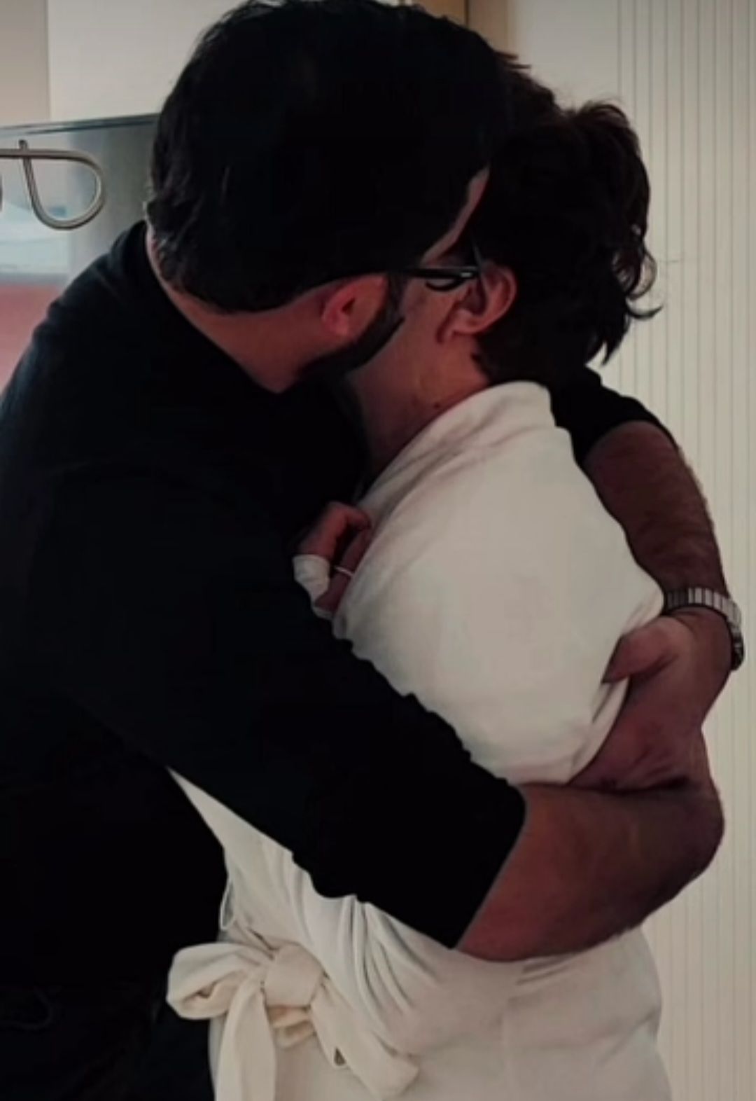 Mama lui Mihai Gâdea s-a stins din viață. Mesajul sfâșietor al prezentatorului: „A fost stânca și lumina noastră”