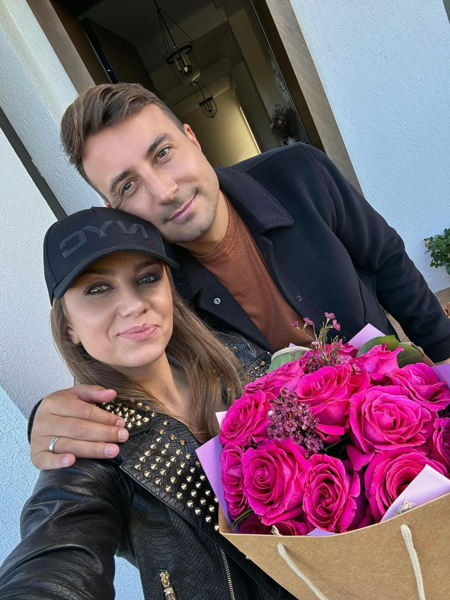 Valentin Sanfira, reacție neașteptată după ce Codruța Filip a apărut în brațele…