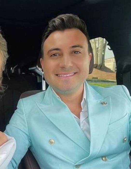 Ce face Valentin Sanfira după declarațiile în lacrimi ale Codruței Filip. Nu pare deloc afectat