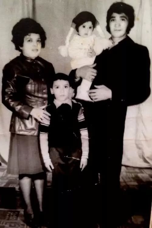 O recunoști? Din această fetiță a devenit una dintre cele mai iubite prezentatoare din România!