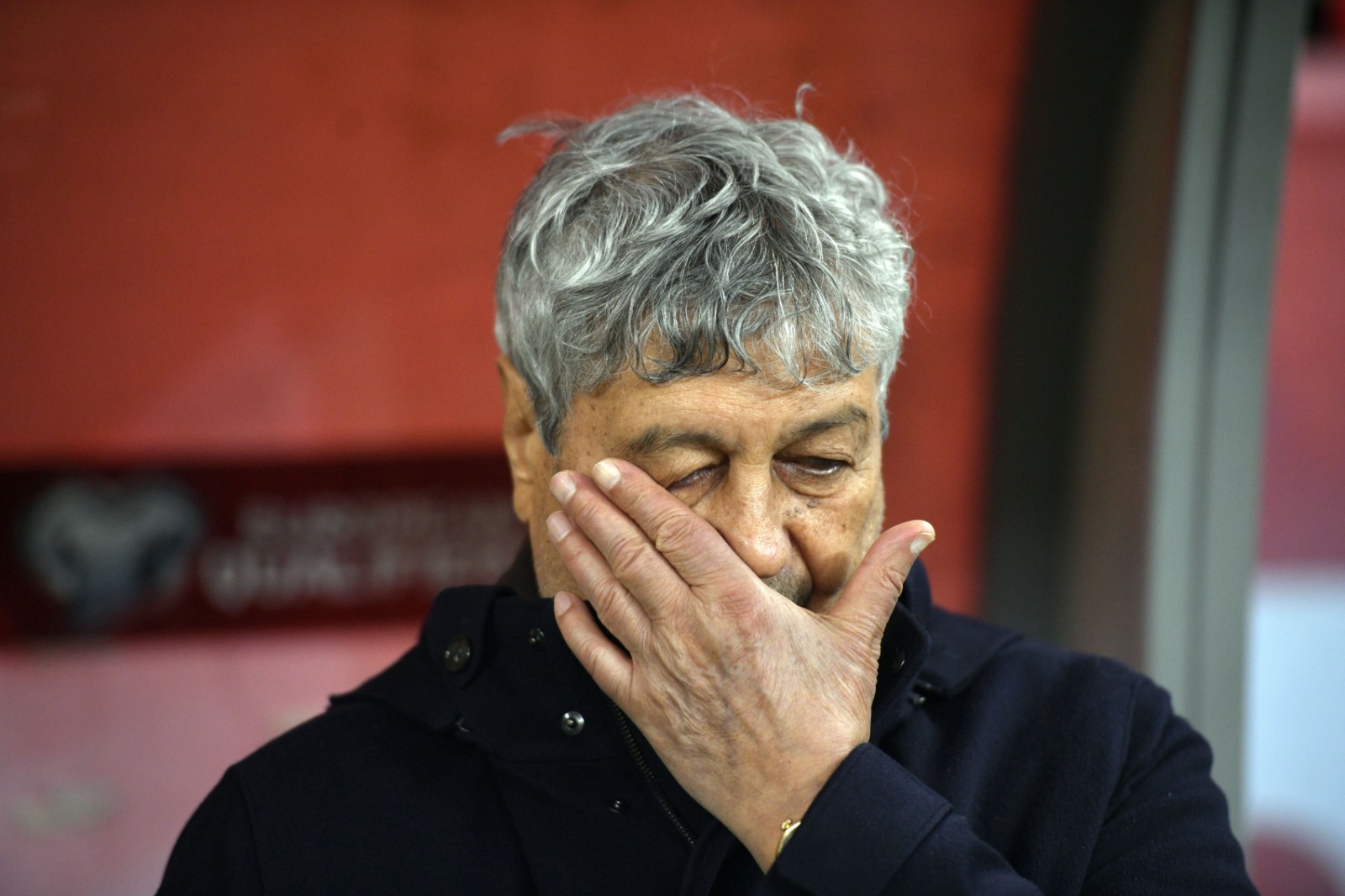 Ultima oră! Mircea Lucescu, în stare critică la Terapie Intensivă. Problemele au apărut după infarct și montarea celui de-al cincilea stent
