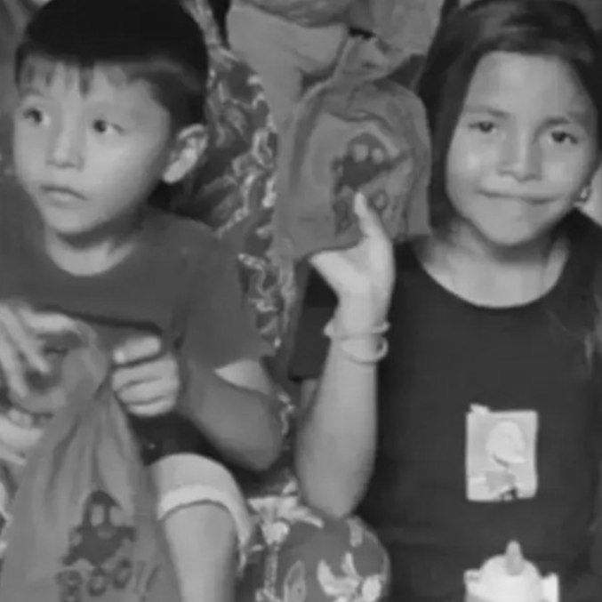 Sfârșit sfâșietor pentru doi frați de 5 și 8 ani: joaca de-a v-ați ascunselea le-a curmat destinul. Părinții i-au descoperit prea târziu…