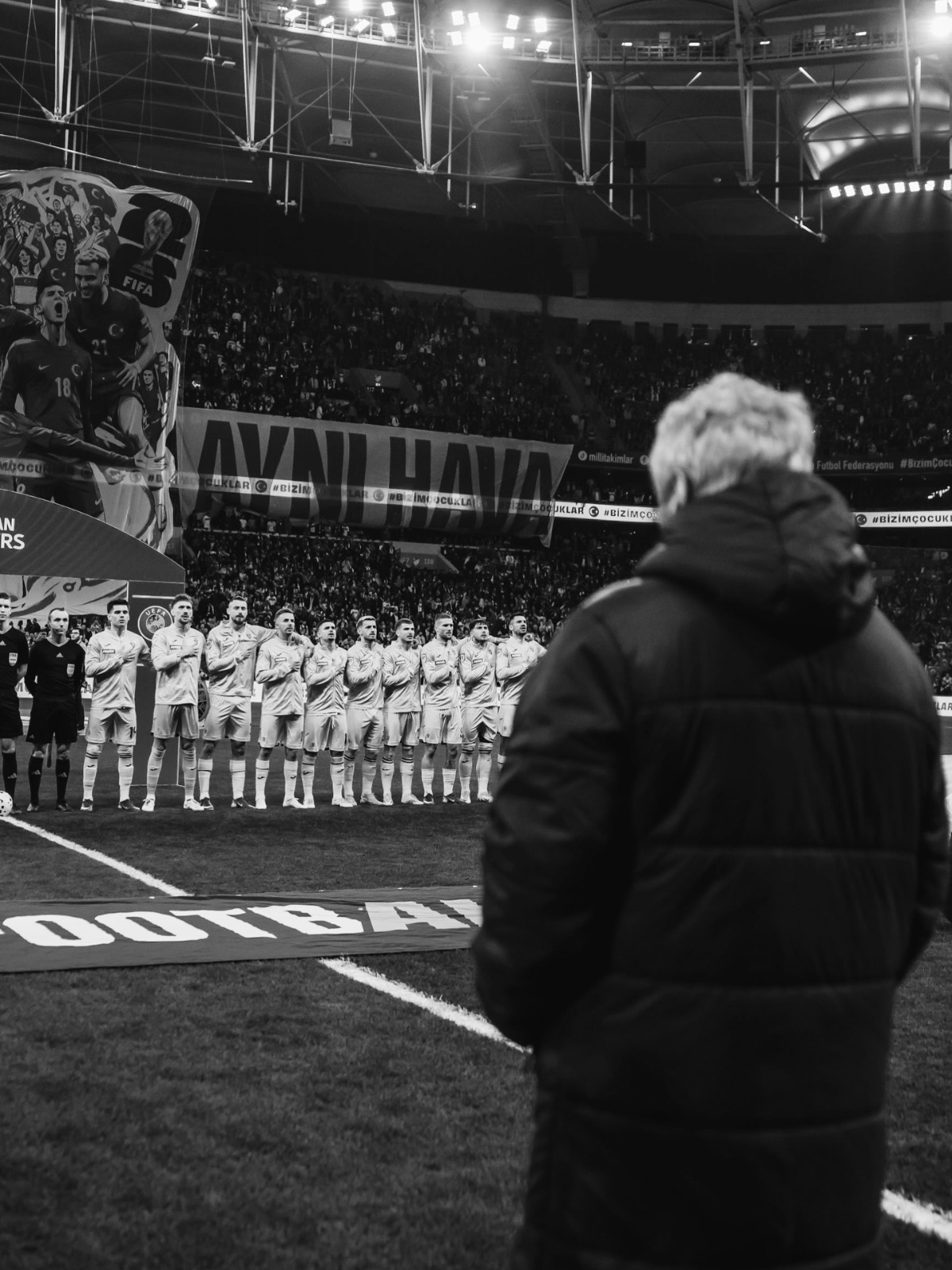 Ianis Hagi rupe tăcerea după pierderea lui Mircea Lucescu: rânduri care au cutremurat fotbalul