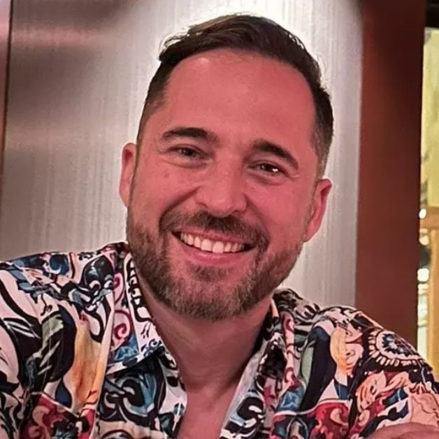 La scurt timp după logodna Deei Maxer, Dinu… a reacționat neașteptat