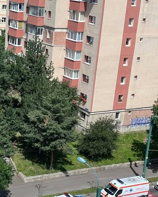 Caz cutremurător: trei surori de 12, 14 și 16 ani și-au pierdut viața după o cădere de la etajul 9