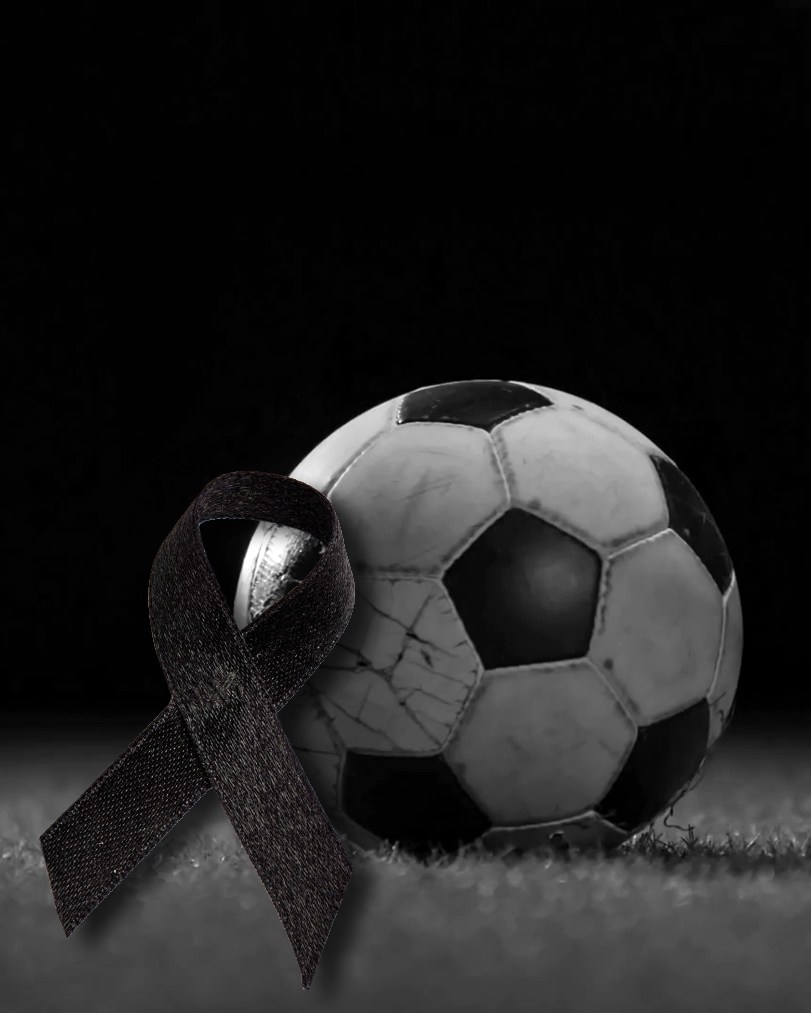 Un fotbalist s-a stins pe teren, în timpul unui meci oficial. Ipoteza care a stârnit controverse