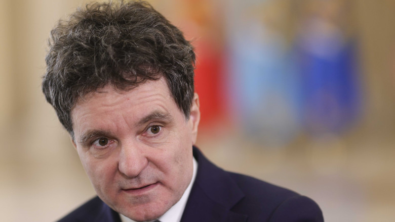 Pe cine îl vor românii premier și ce rol ar trebui să joace Nicușor Dan . Rezultatele surprinzătoare ale unui nou sondaj