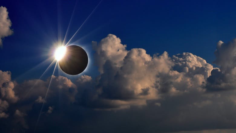 Eclipsa totală de Soare din 2026 – când are loc și cum se vede din România