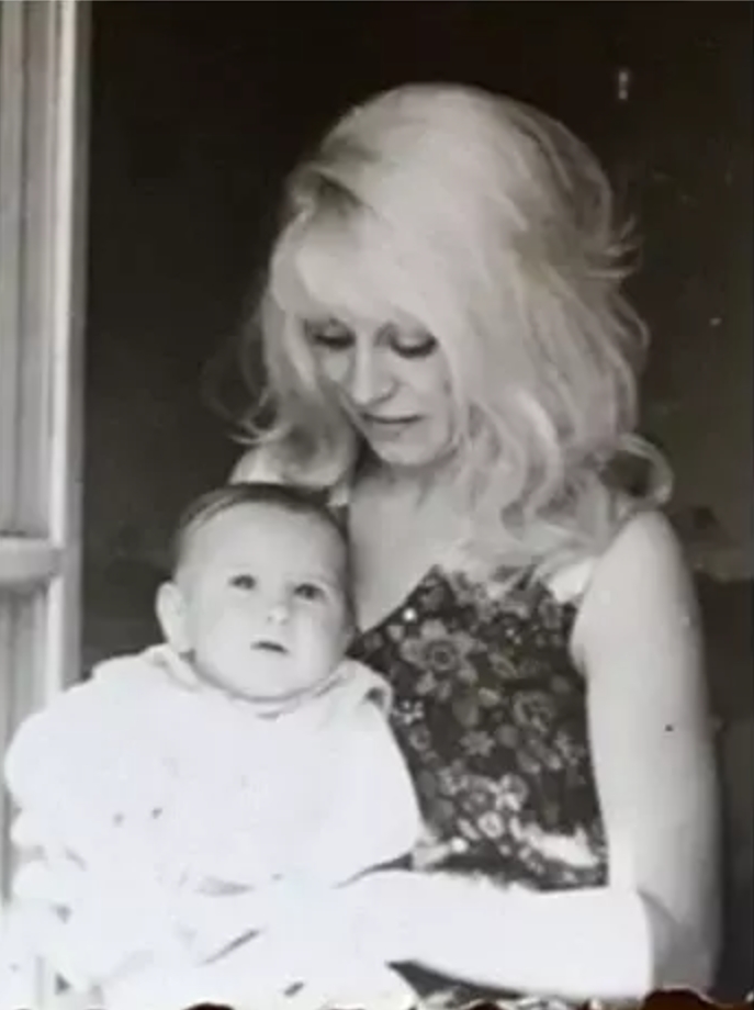 Averea nu spune totul! Lecția care a construit-o pe Andreea Esca: „Asta m-a format”