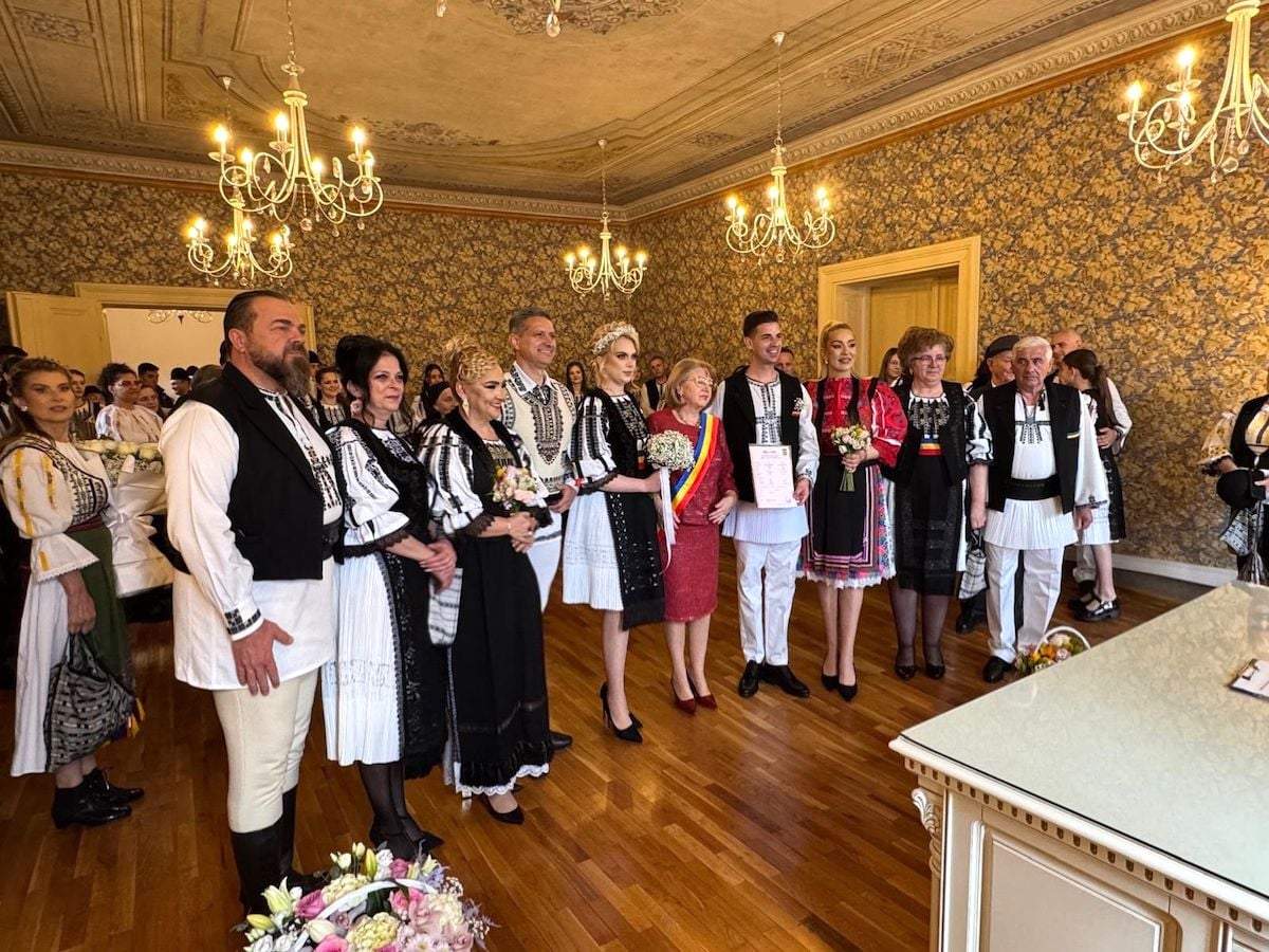 Nuntă în lumea muzicii populare! Fiica lui Ionuț Fulea a făcut pasul cel mare