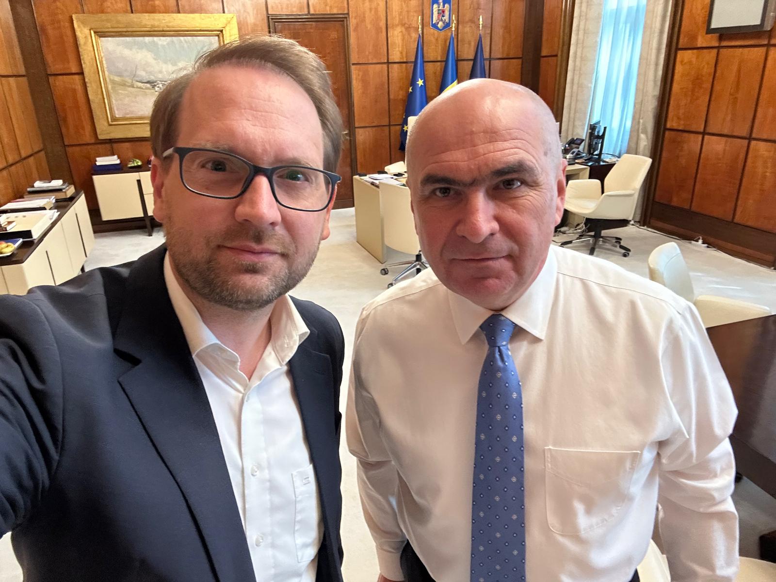 Surpriză totală! Posibilă apropiere între PSD și PNL…