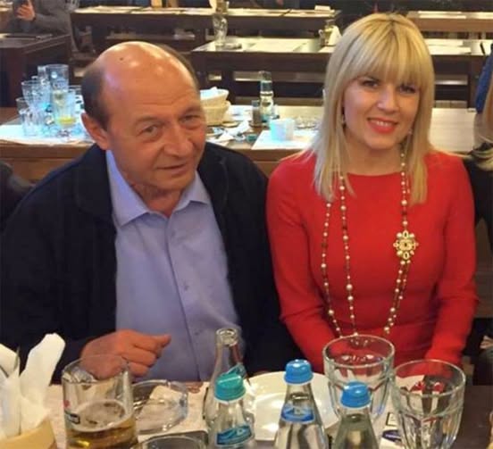 Elena Udrea, reacție care a aprins spiritele după căderea Guvernului! Mesajul despre Băsescu i-a lăsat pe toți fără cuvinte