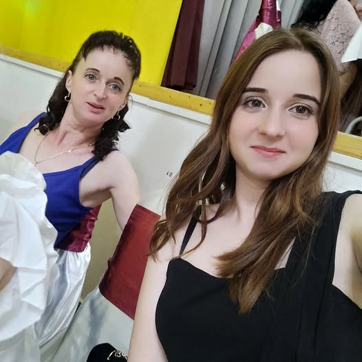 „Să nu veniți la înmormântare!” Mesajul sfâșietor al mamei adolescentei din Bihor care a zguduit o țară întreagă