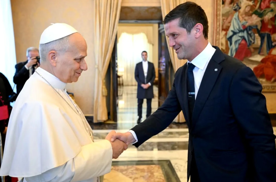 Cristian Chivu, moment istoric la Vatican alături de Inter! Mesajul profund transmis de Papa Leon al XIV-lea