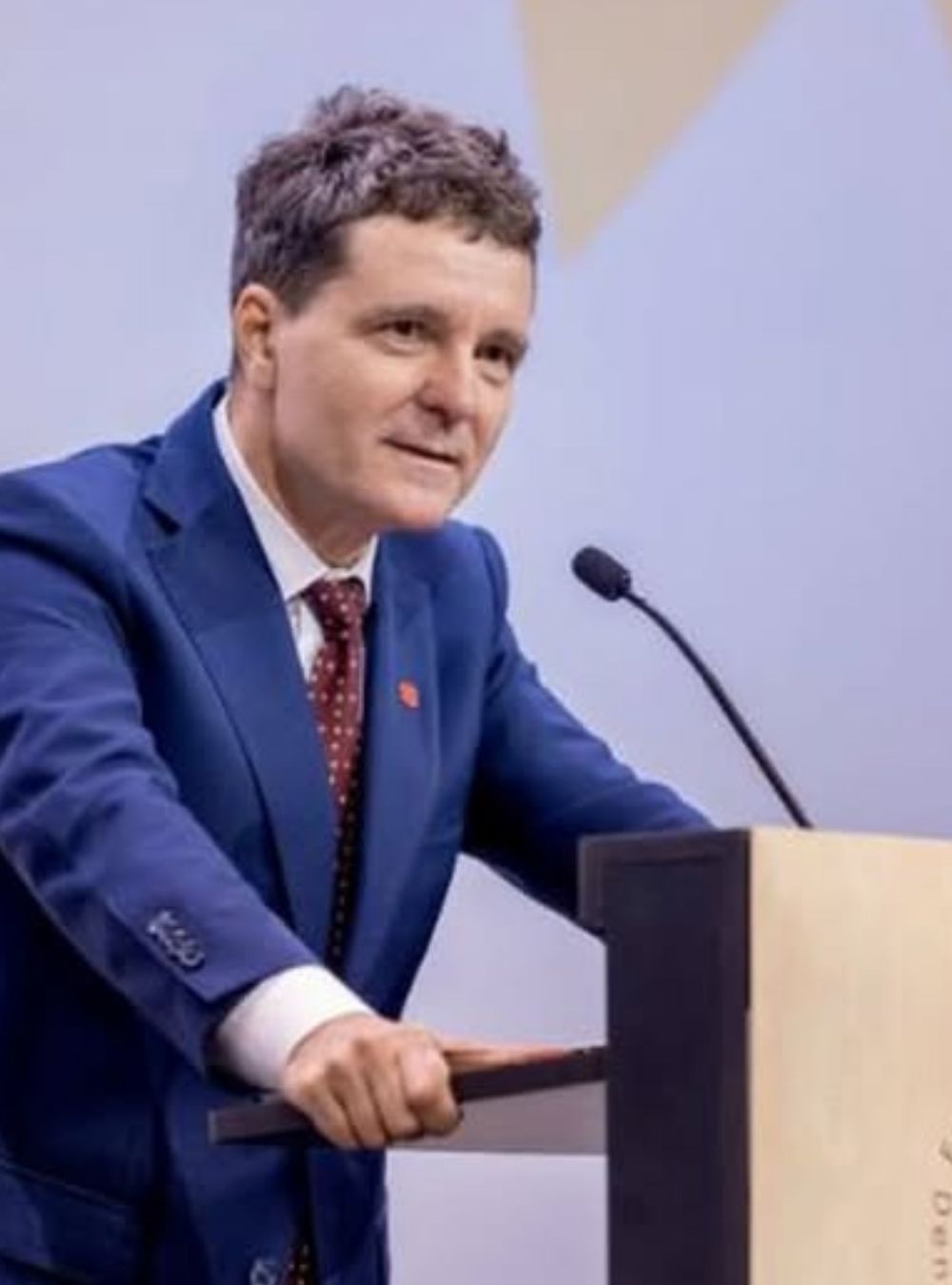 Nicușor Dan își încheie mandatul…